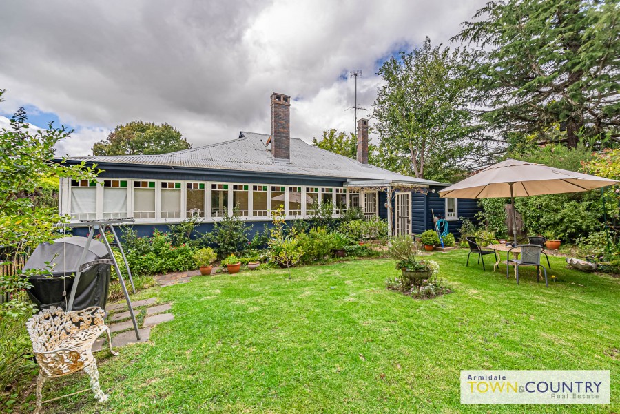 138 Faulkner Street, Armidale > Armidale Town & Country Real Estate
