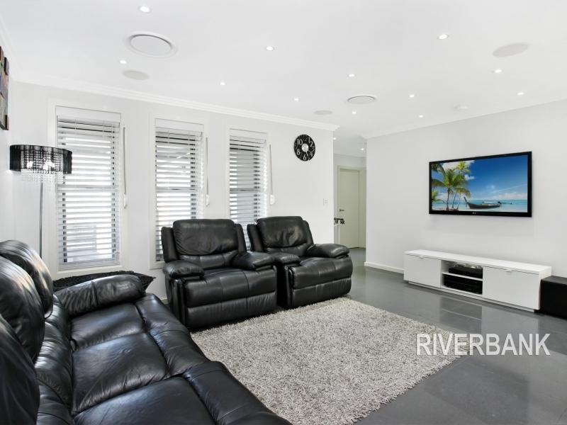 10 Virgil St, Greystanes > Riverbank Real Estate
