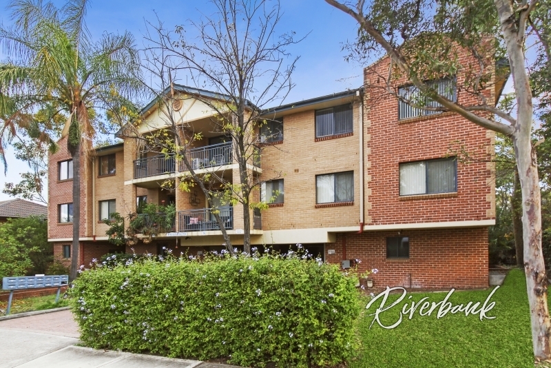8/14 Paton St, Merrylands > Riverbank Real Estate