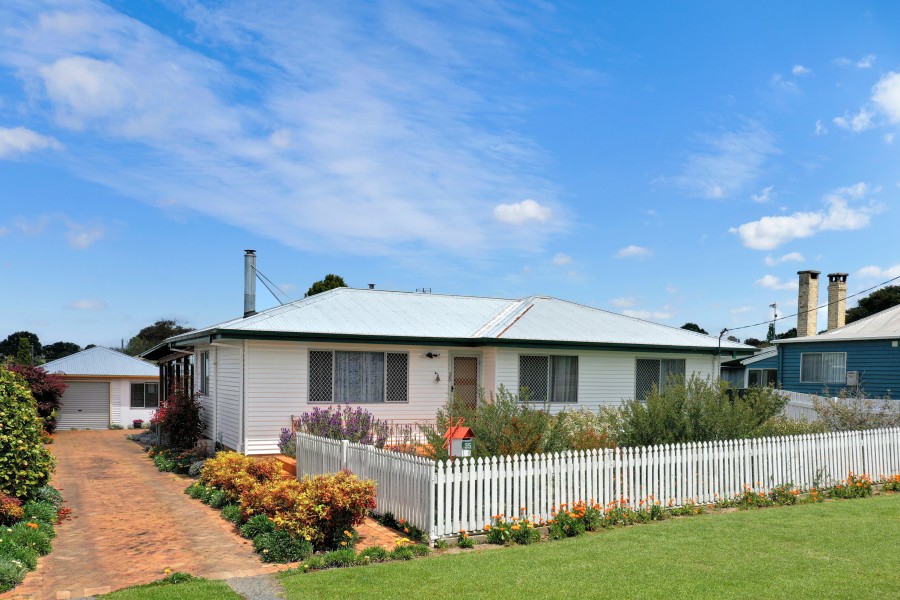 to Harold Curry Real Estate