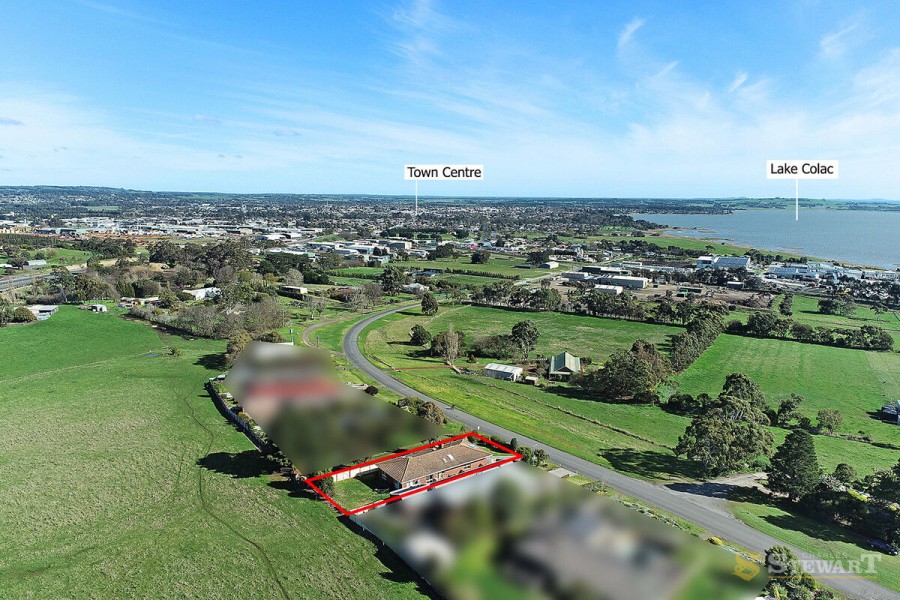 Property For Sale in Colac East