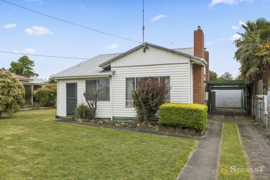 Property For Sale in Colac